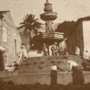 Piazza Duomo con le fontane e il Minotauro simbolo di Taormina